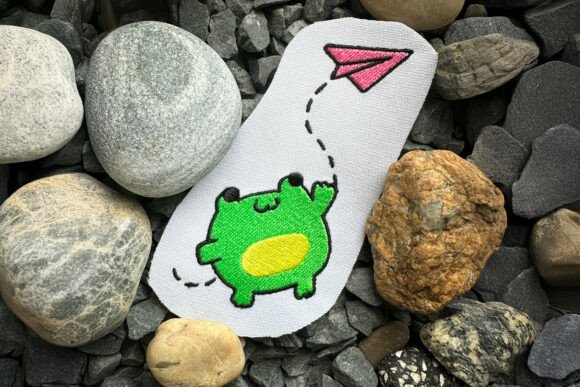 Reviewing the Summer Frog Machine Embroidery Design